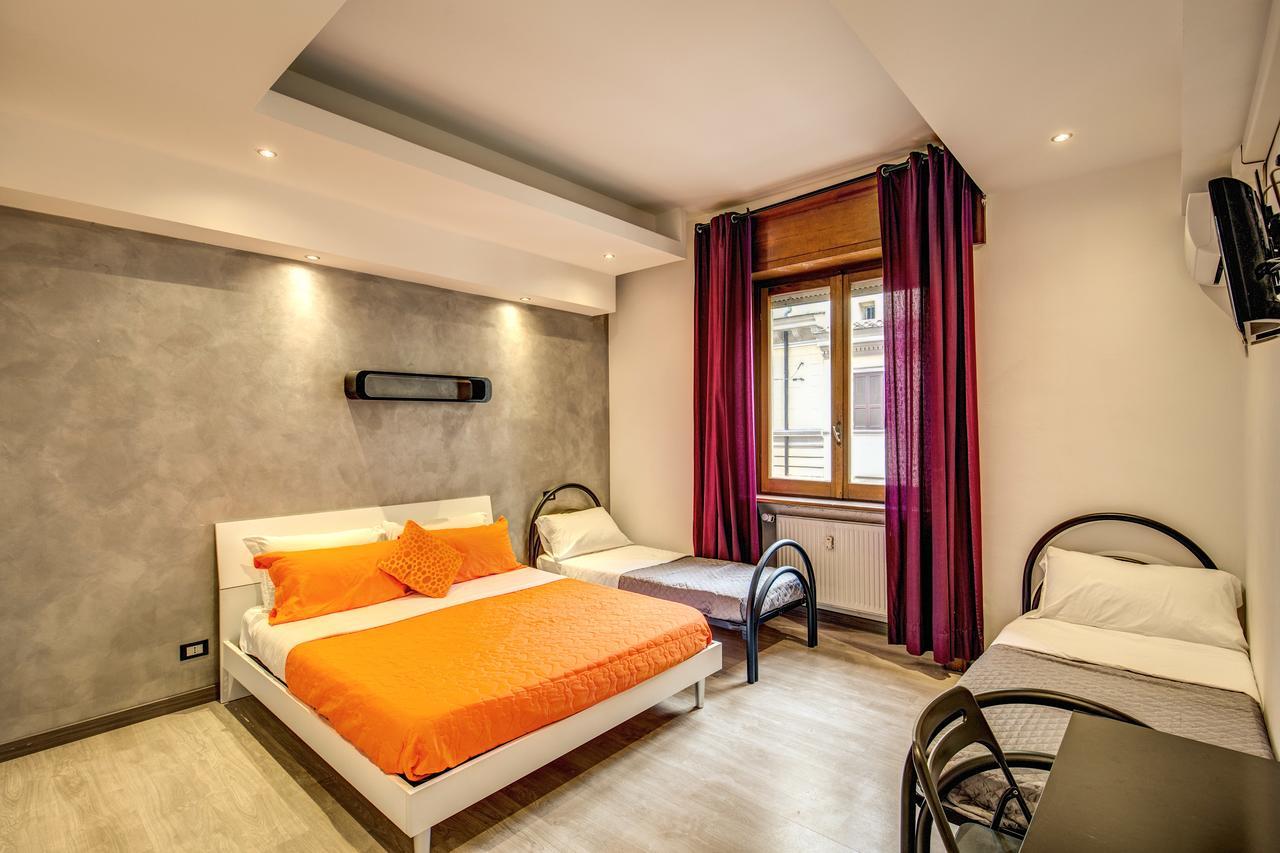 Enzo Luxury Rooms โรม ภายนอก รูปภาพ