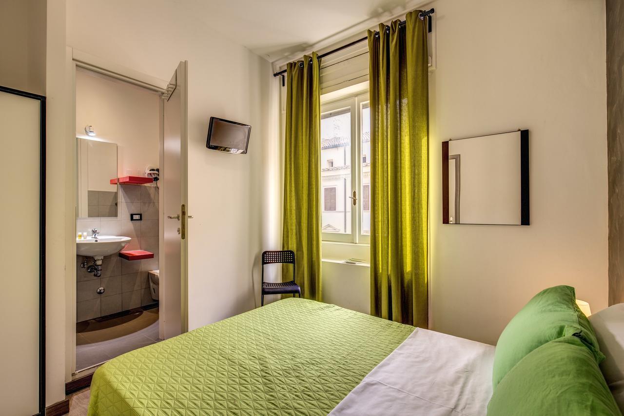 Enzo Luxury Rooms โรม ภายนอก รูปภาพ