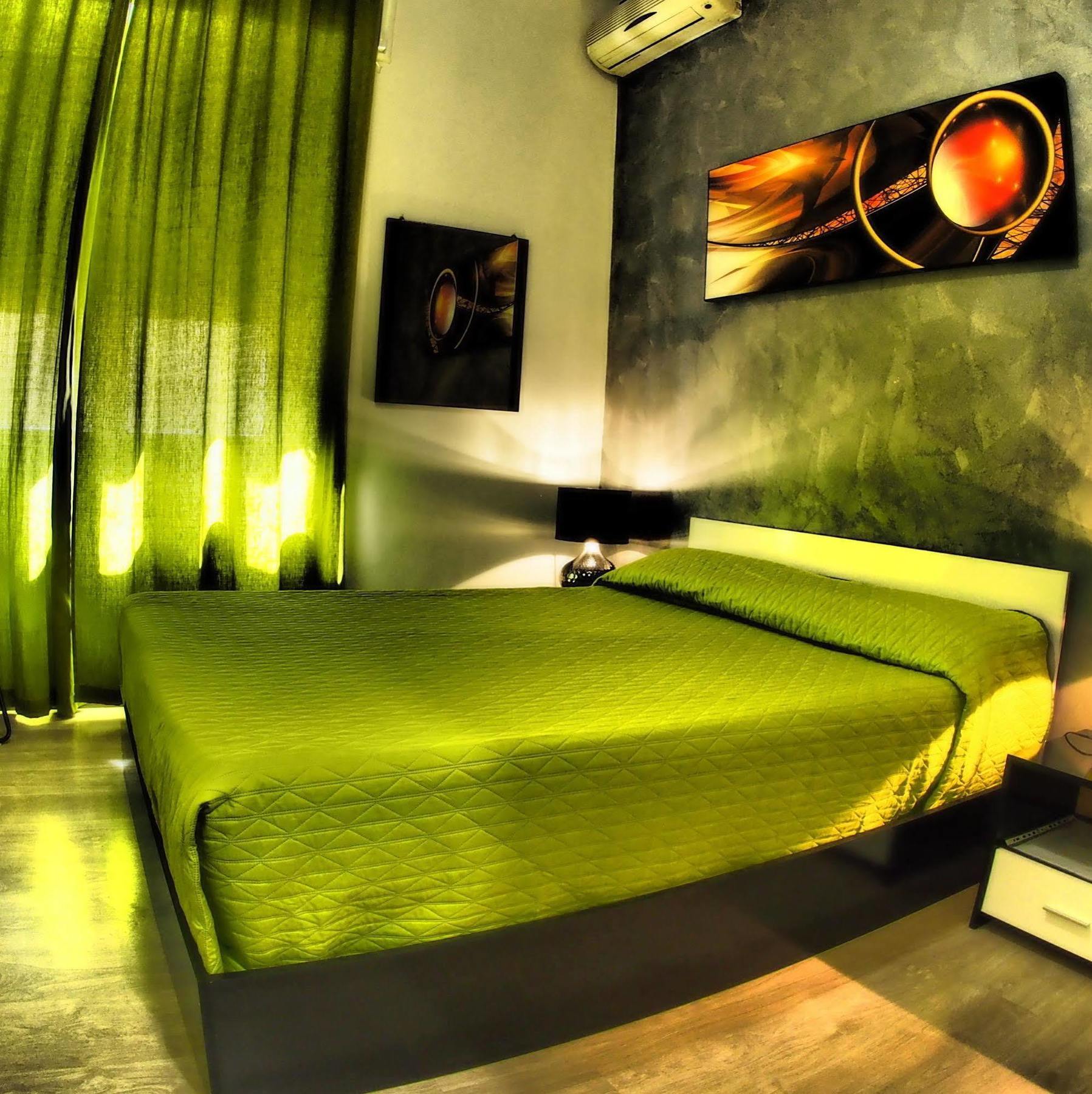 Enzo Luxury Rooms โรม ภายนอก รูปภาพ