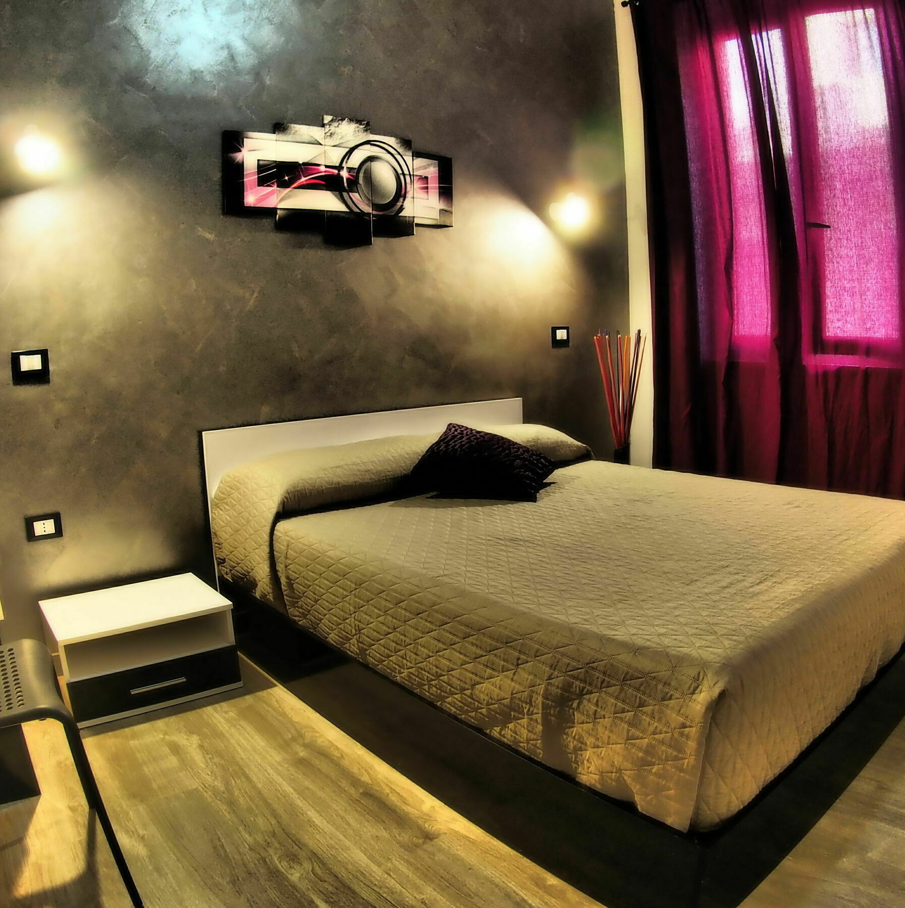 Enzo Luxury Rooms โรม ภายนอก รูปภาพ